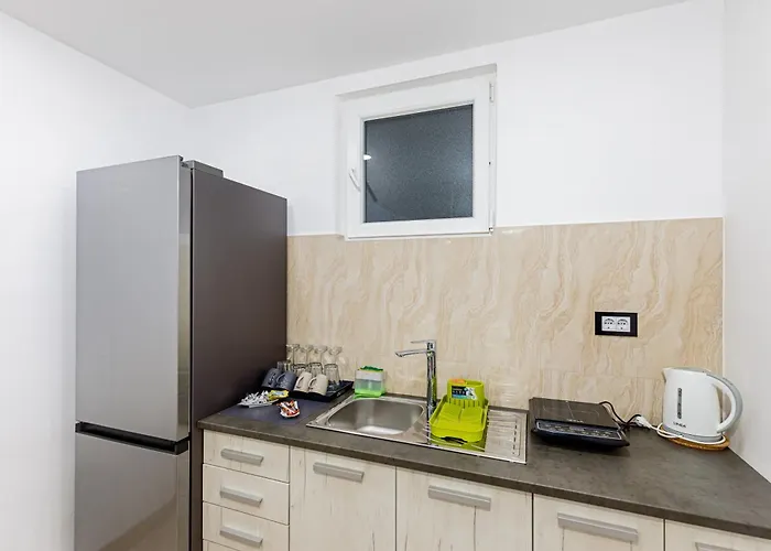 Fors & شقة بلغراد